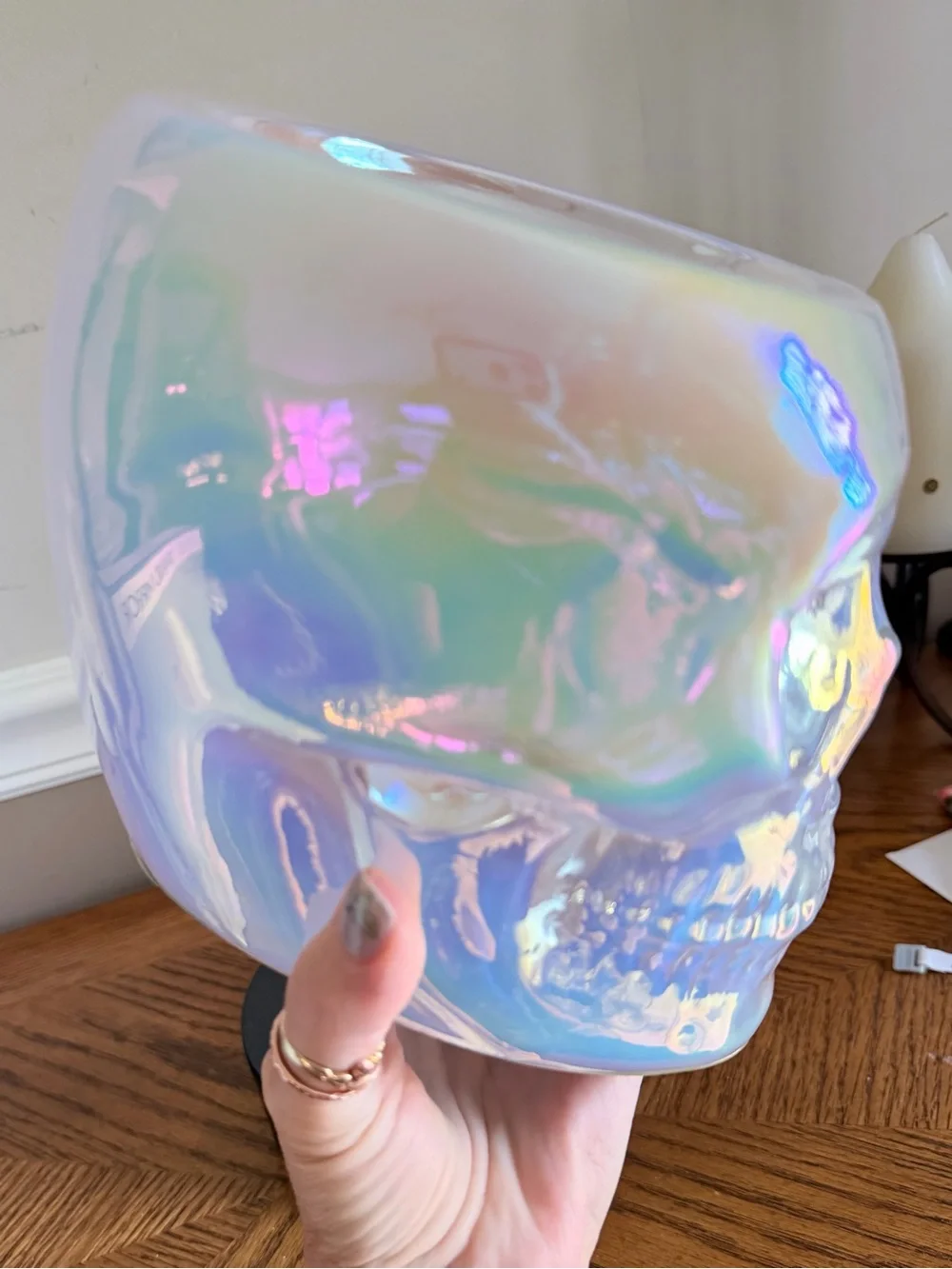 Bath & Body Works VIDEO Iridescent light up skull 3 wick candle holder
